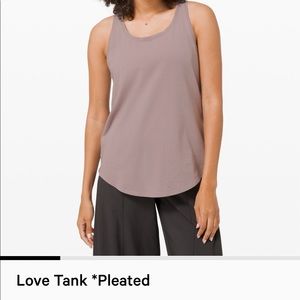 Lululemon tank